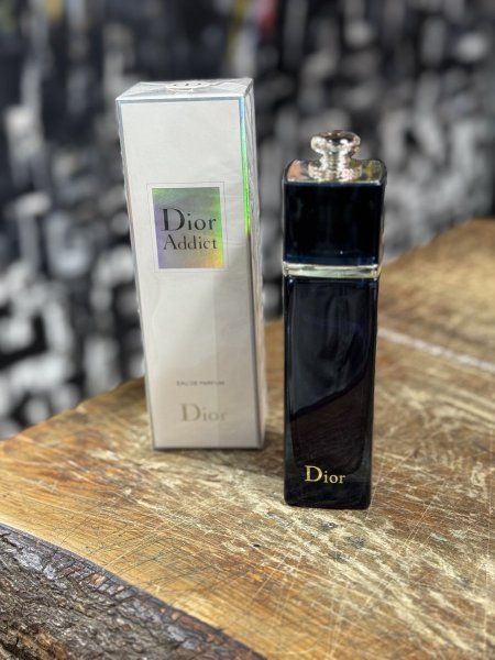 Dior addict